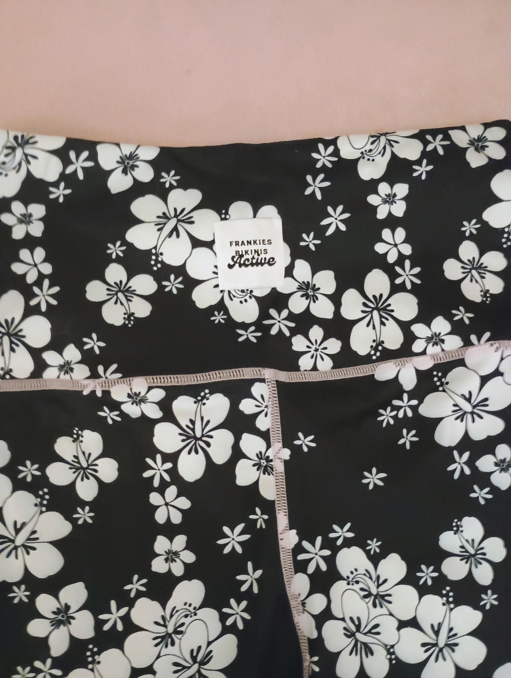 Frankie's Bikinis Active High-Waist Floral Print Leggings in Black NWT Large - Picture 5 of 9